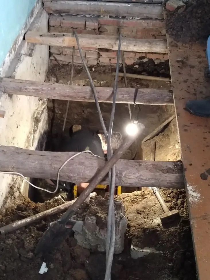 Прокладка водопровода в траншее